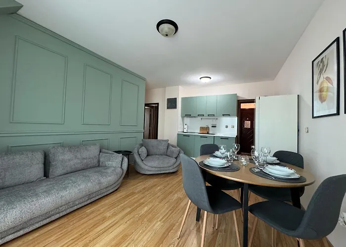 Golden Hermes דירה סאני ביץ'