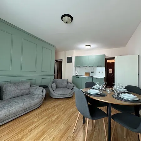 Golden Hermes Apartment Slantschew brjag