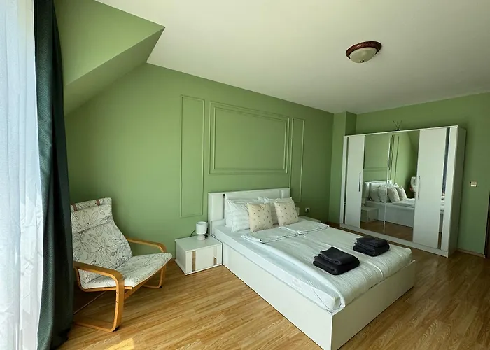 Апартамент Golden Hermes